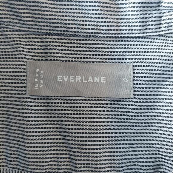 Everlane Pin Striped Button Down Shirt Size XS Navy Cotton Classic Casual Preppy - Picture 3 of 12